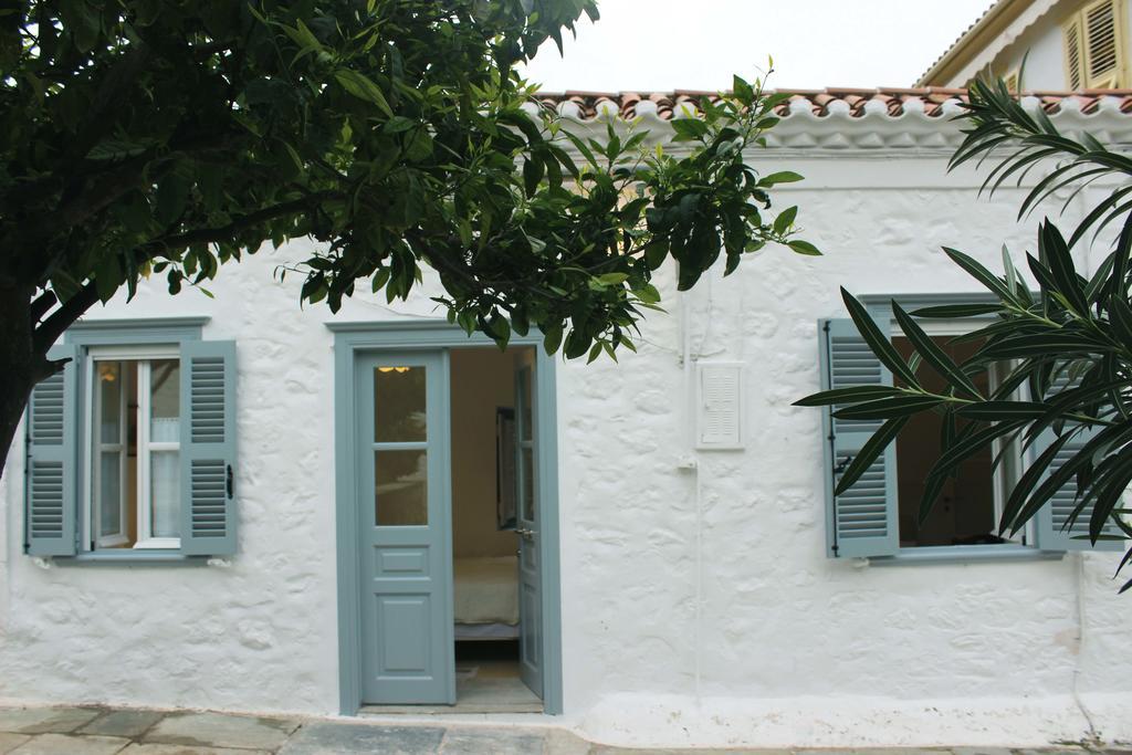 Studio Annezo Hydra  Buitenkant foto