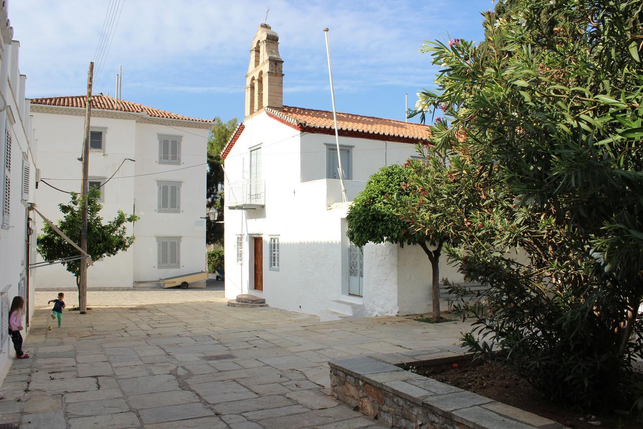 Studio Annezo Hydra  Buitenkant foto